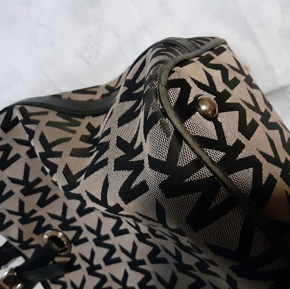 Michael Kors large tote - Picture 11 of 11